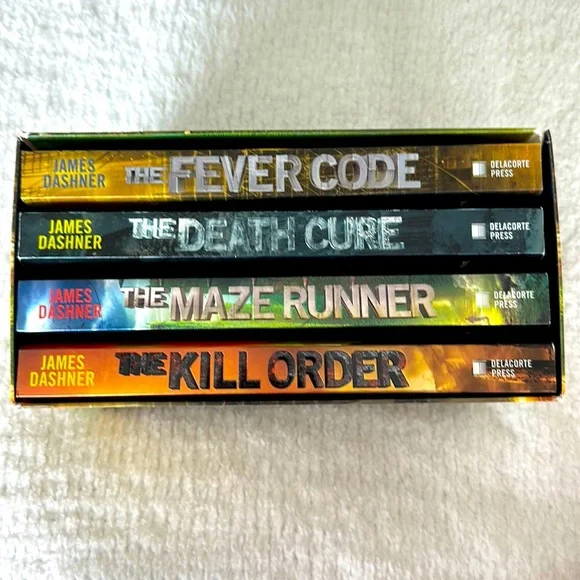 The Maze Runner Series. 4 books. - Picture 1 of 8